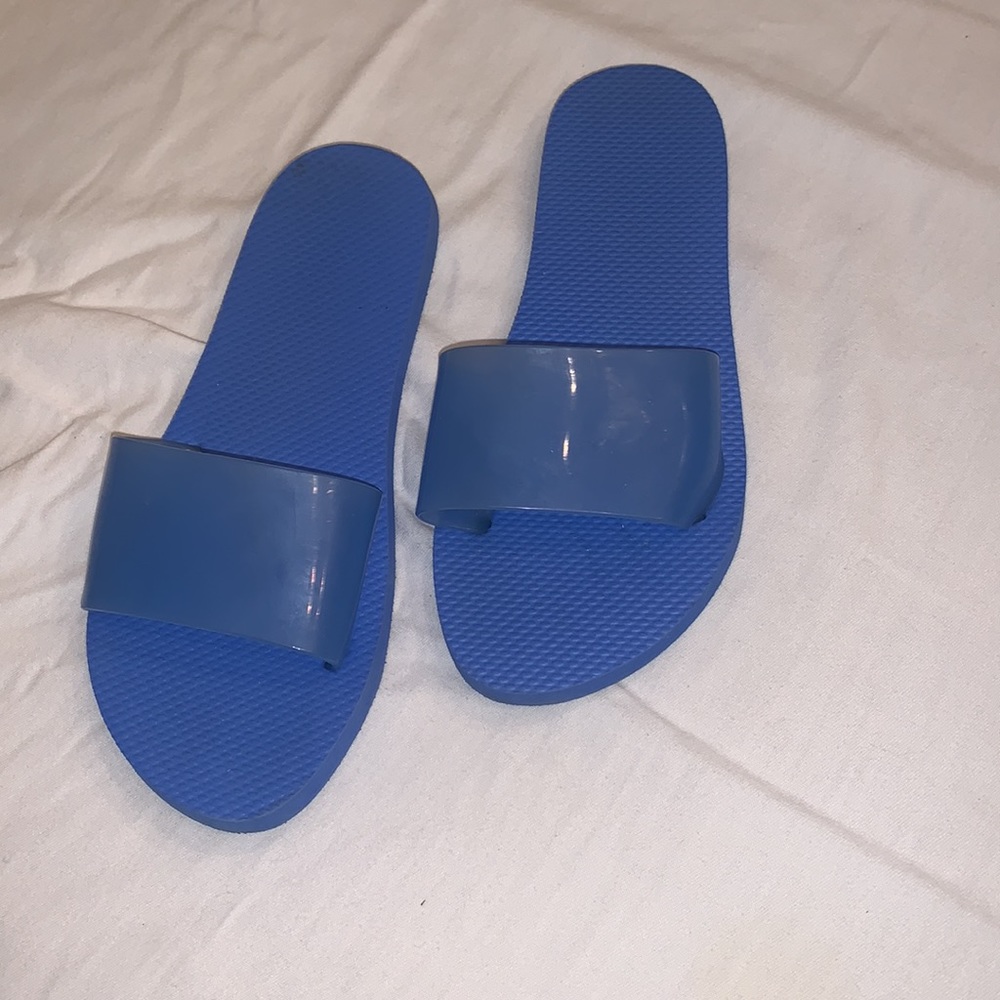 Flip flops